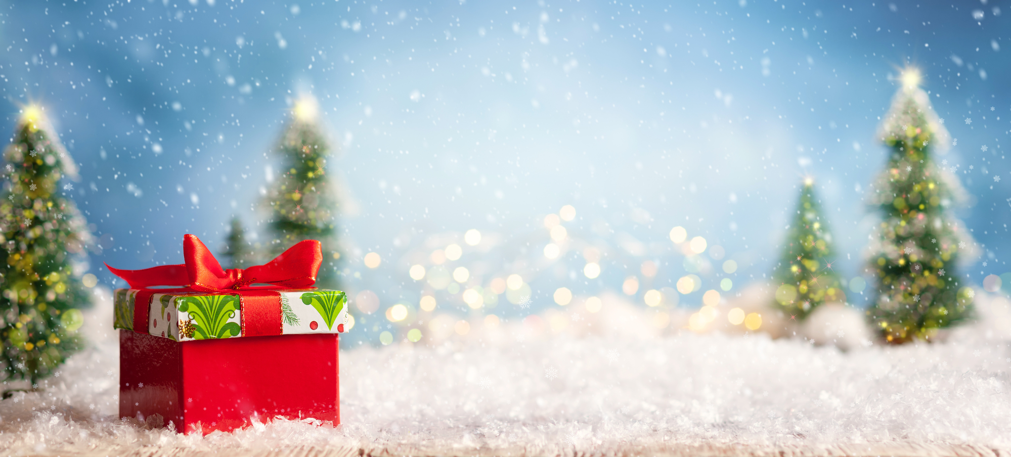 Strategies for Christmas-Themed Content Marketing Success